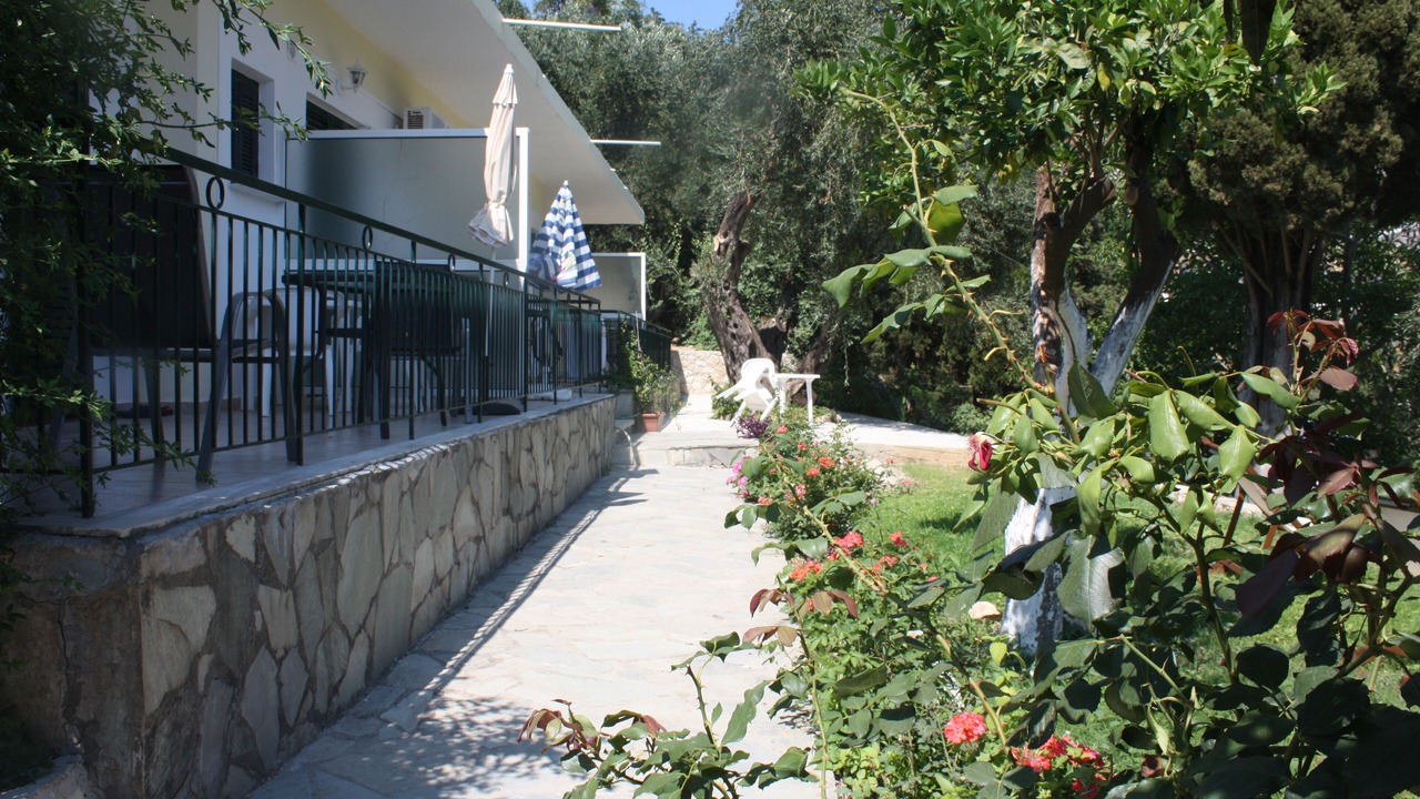 Photo of Outdoor in Lakones