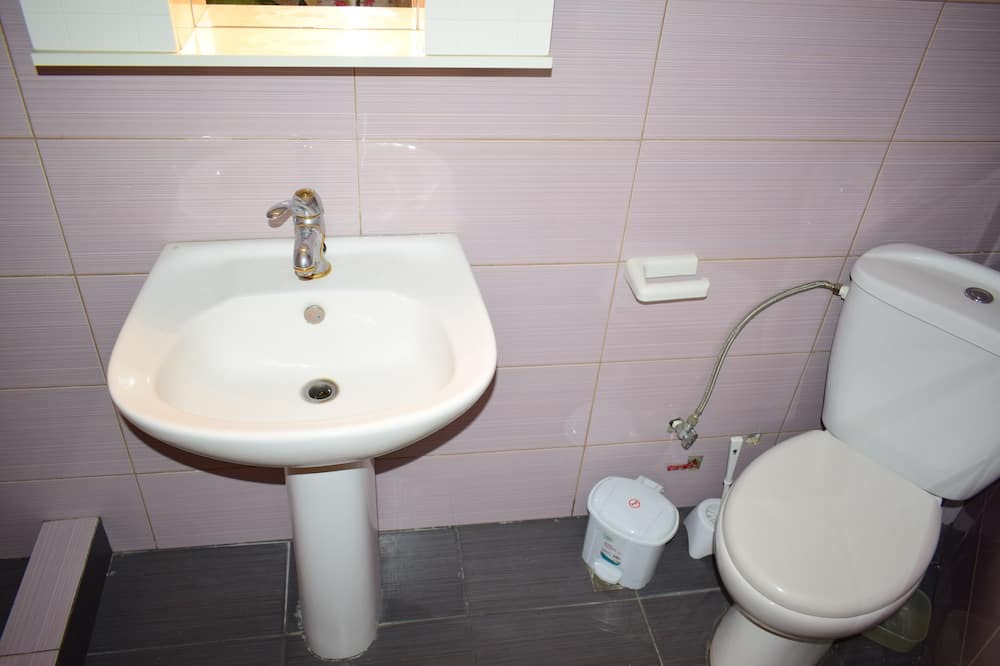 Photo of Bathroom in Nikaia-Agios Ioannis Rentis