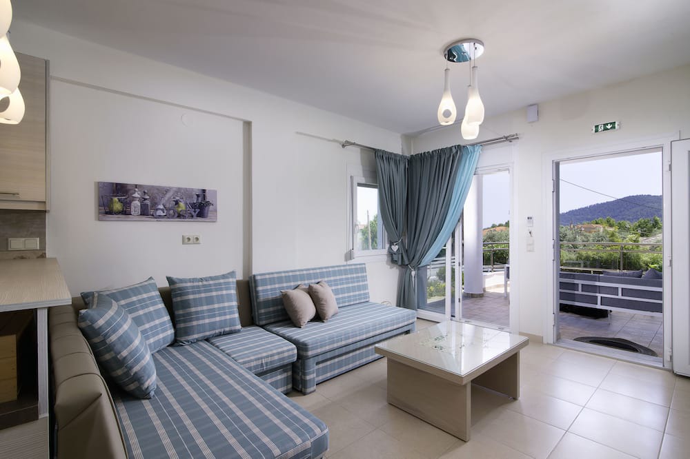 Photo of Bedroom in Golden Beach