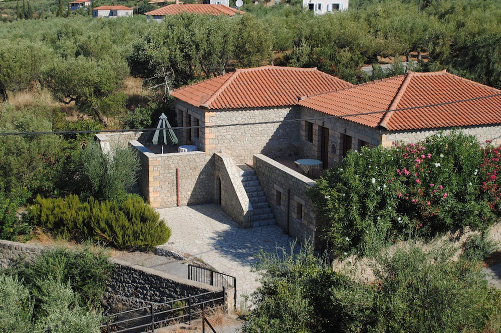 Photo of Others in Lefktro