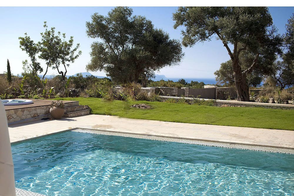 Photo of Outdoor in Prines