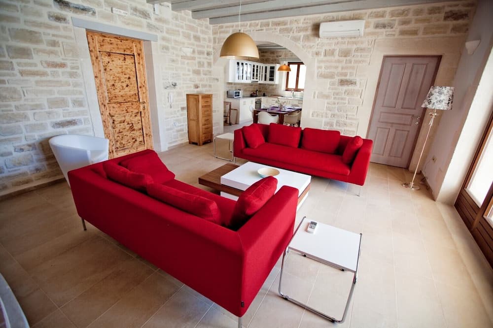 Photo of Livingroom in Prines