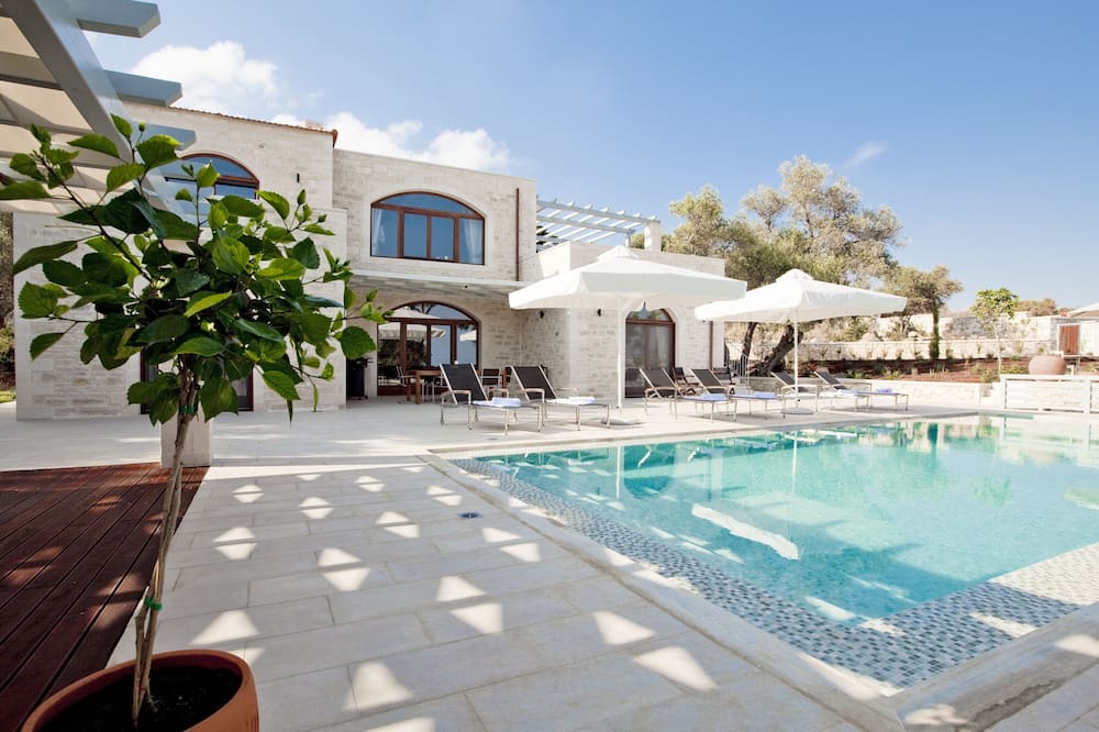 Photo of Outdoor in Prines