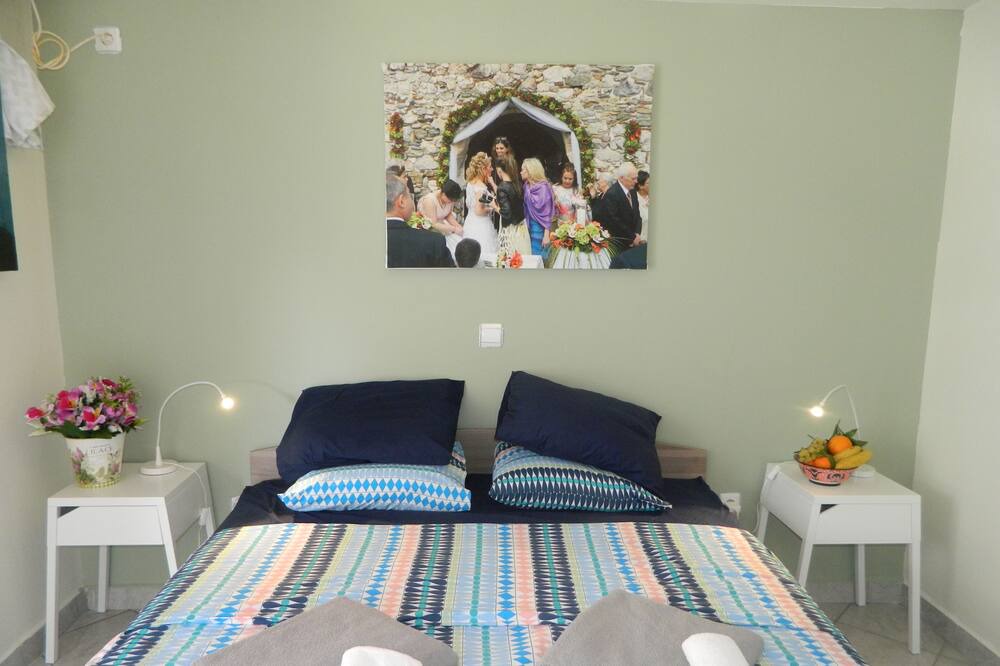 Photo of Bedroom in Palaia Fokaia