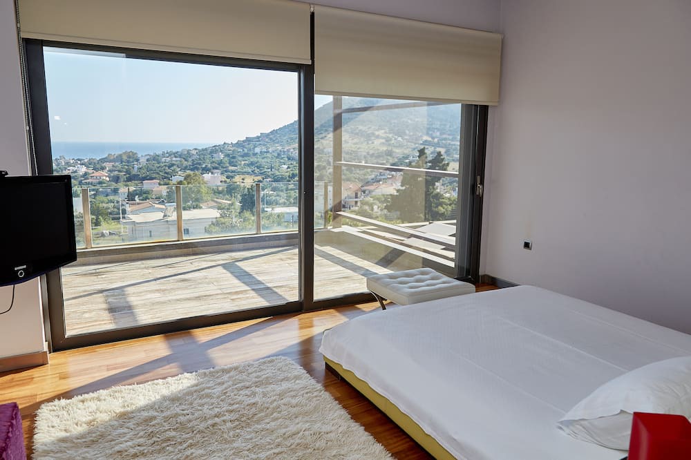 Photo of Bedroom in Kropia