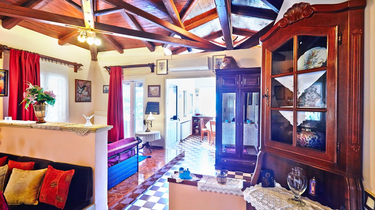 Photo of Livingroom in Metokhi