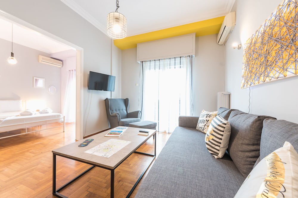 Photo of Livingroom in Ampelokipoi