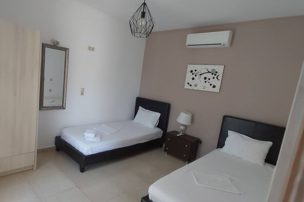 Photo of Bedroom in Matala
