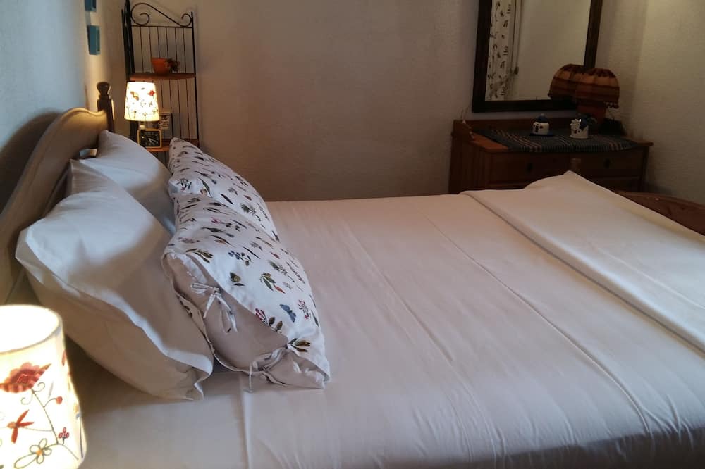 Photo of Bedroom in Sithonia