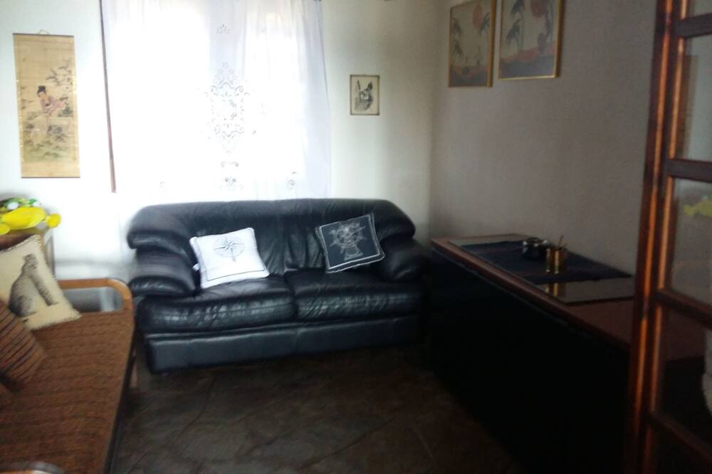 Photo of Livingroom in Sithonia
