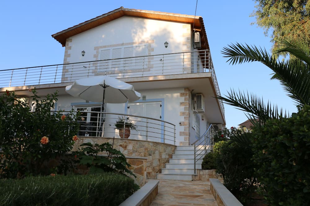 Photo of Outdoor in Livadi