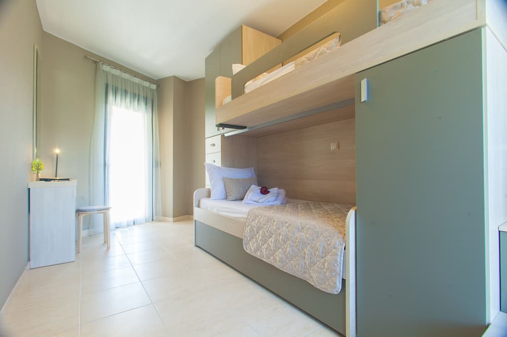 Photo of Bedroom in Toroni