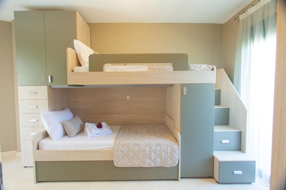Photo of Bedroom in Toroni