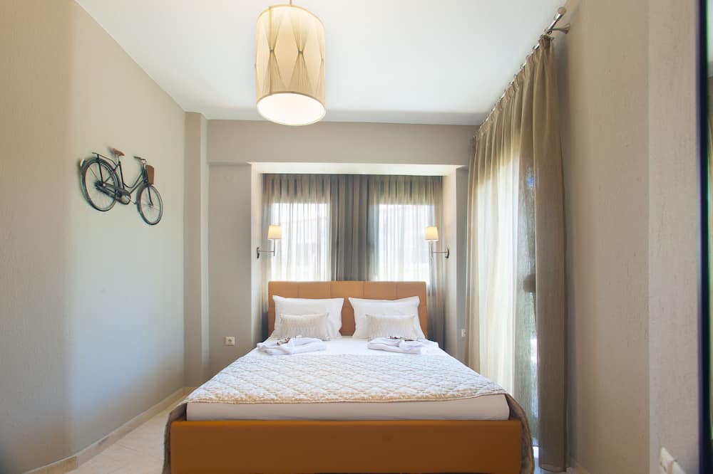 Photo of Bedroom in Toroni