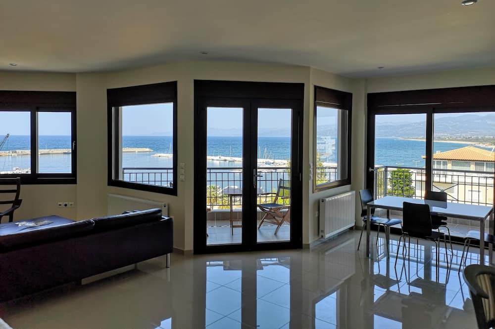 Photo of Livingroom in Kiparissia