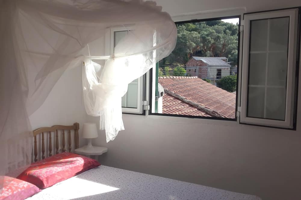 Photo of Bedroom in Sinarades