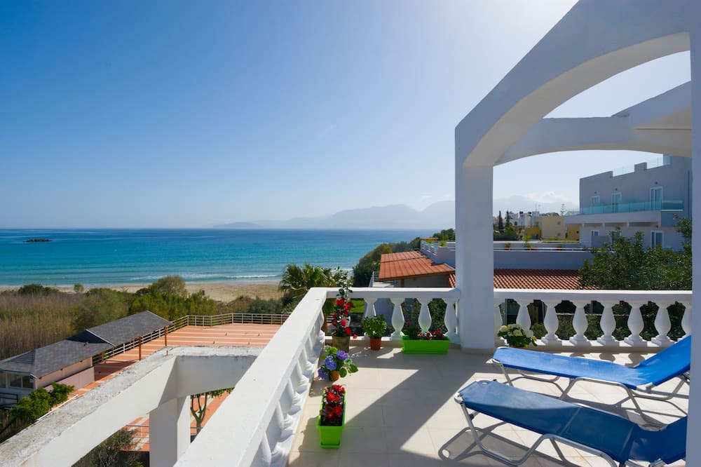 Photo of Patio Balcony in Almyros