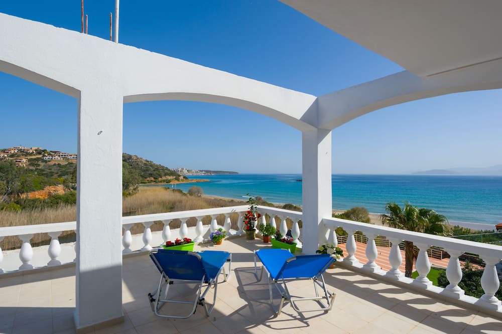 Photo of Patio Balcony in Almyros