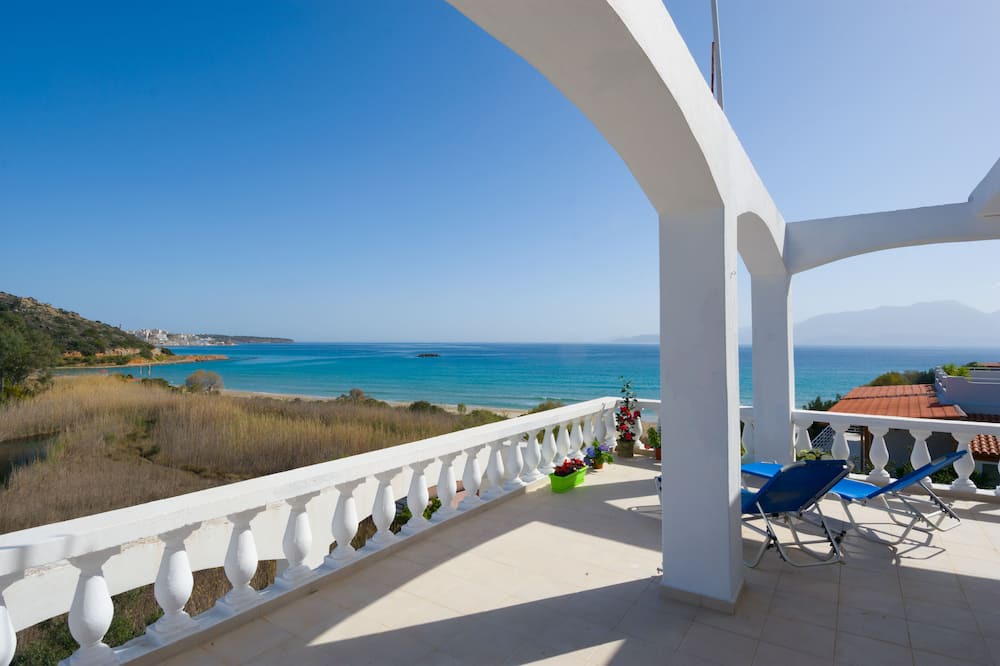 Photo of Patio Balcony in Almyros