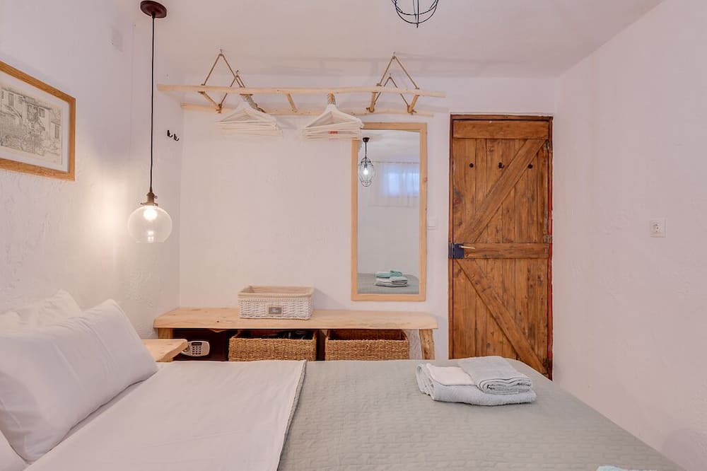 Photo of Bedroom in Katouna