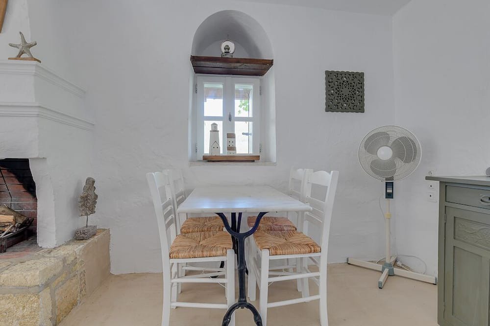 Photo of Livingroom in Katouna