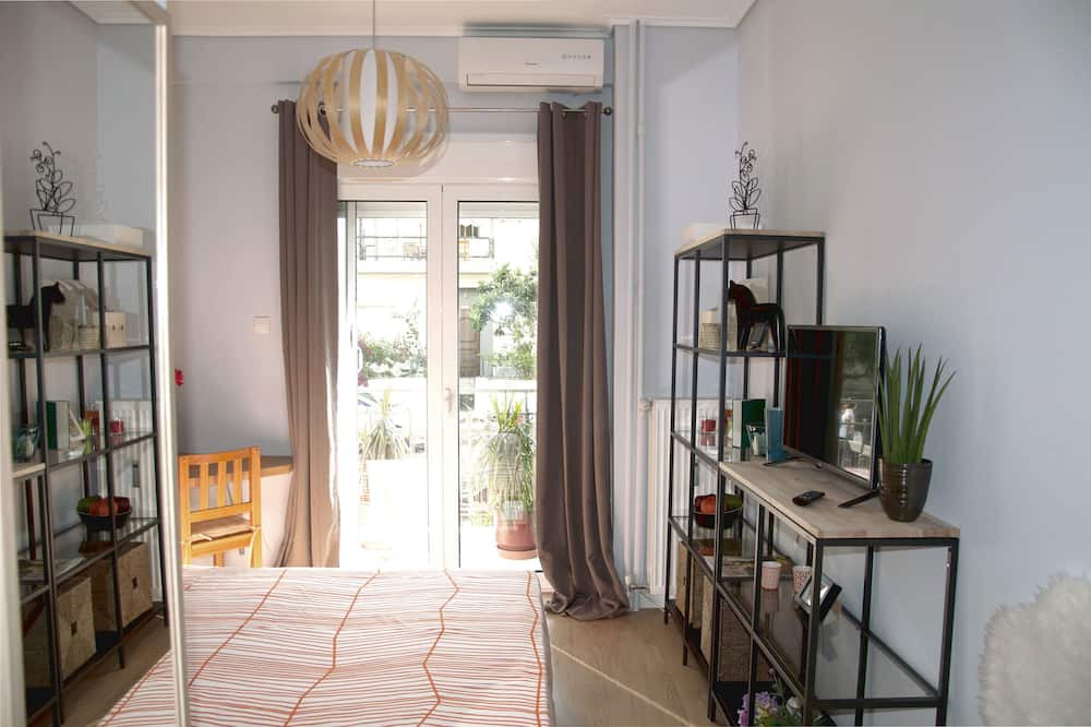 Photo of Bedroom in Ilioupoli
