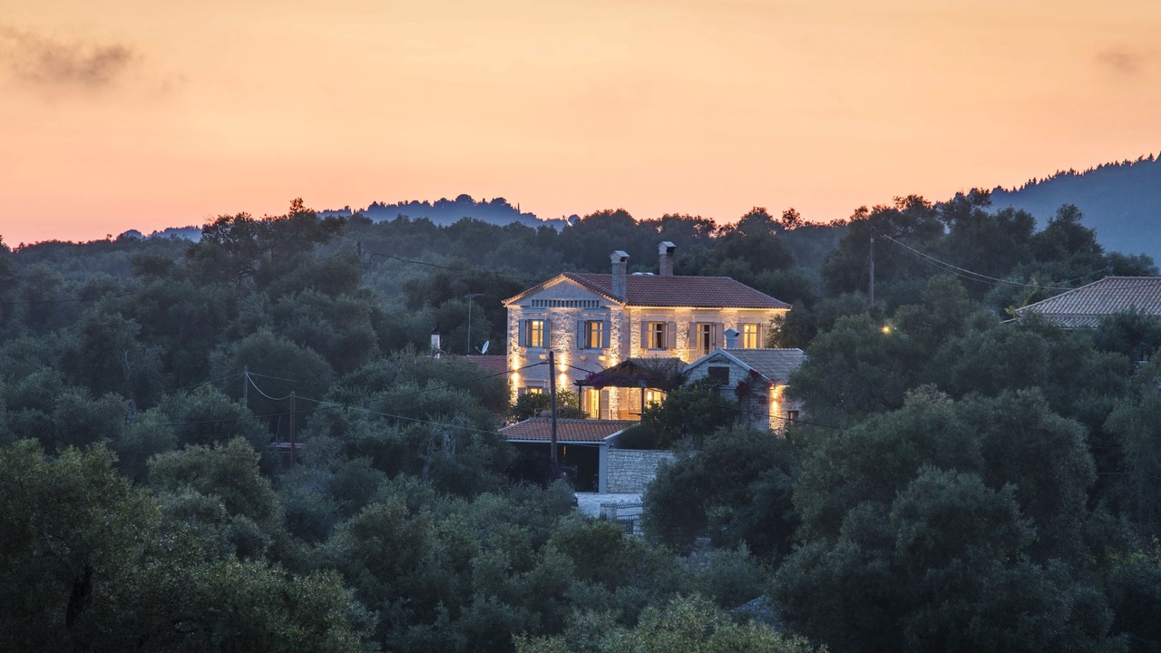 Photo of Outdoor in Mpogdanatika