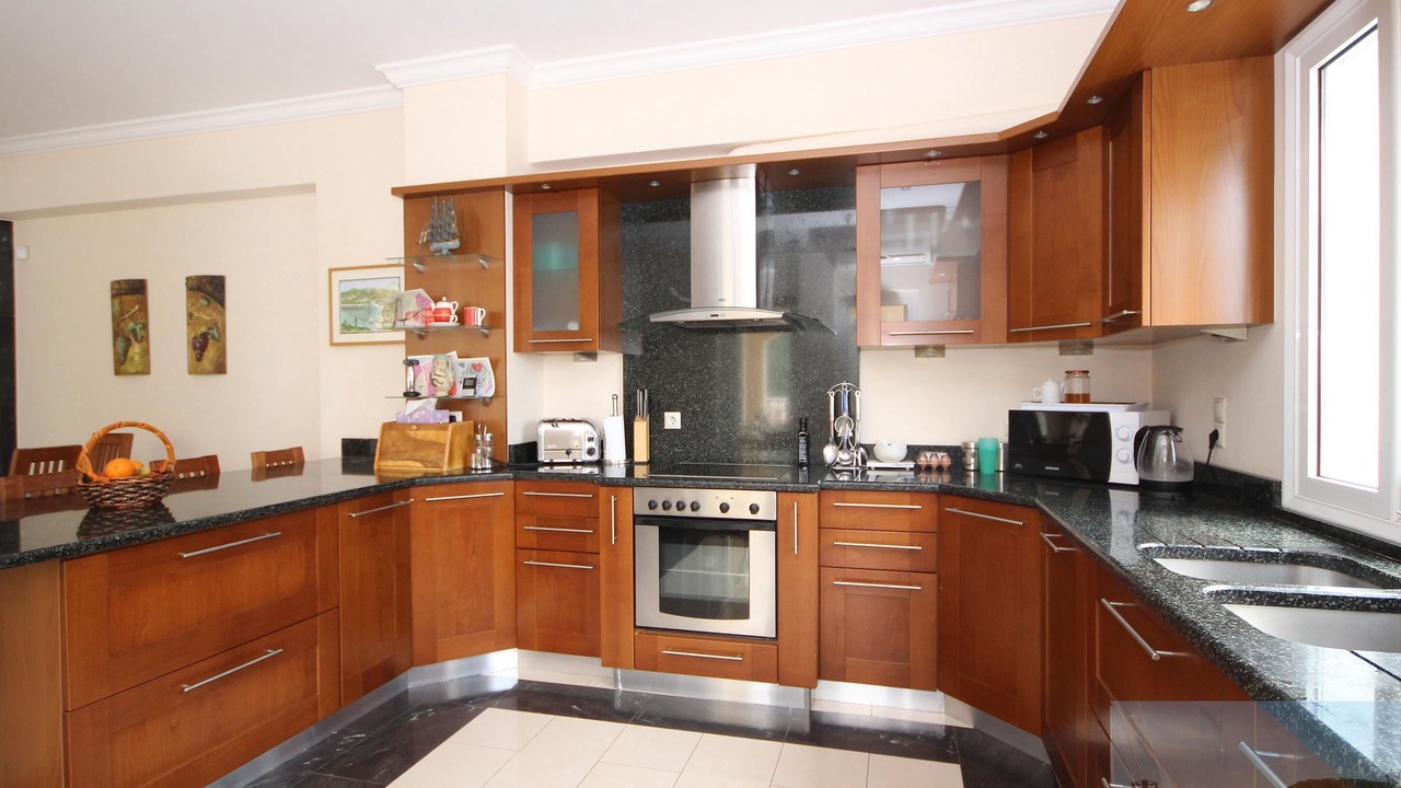 Photo of Kitchen in Mikros Gialos