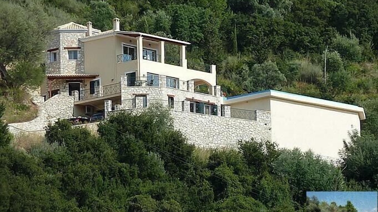 Photo of Outdoor in Mikros Gialos