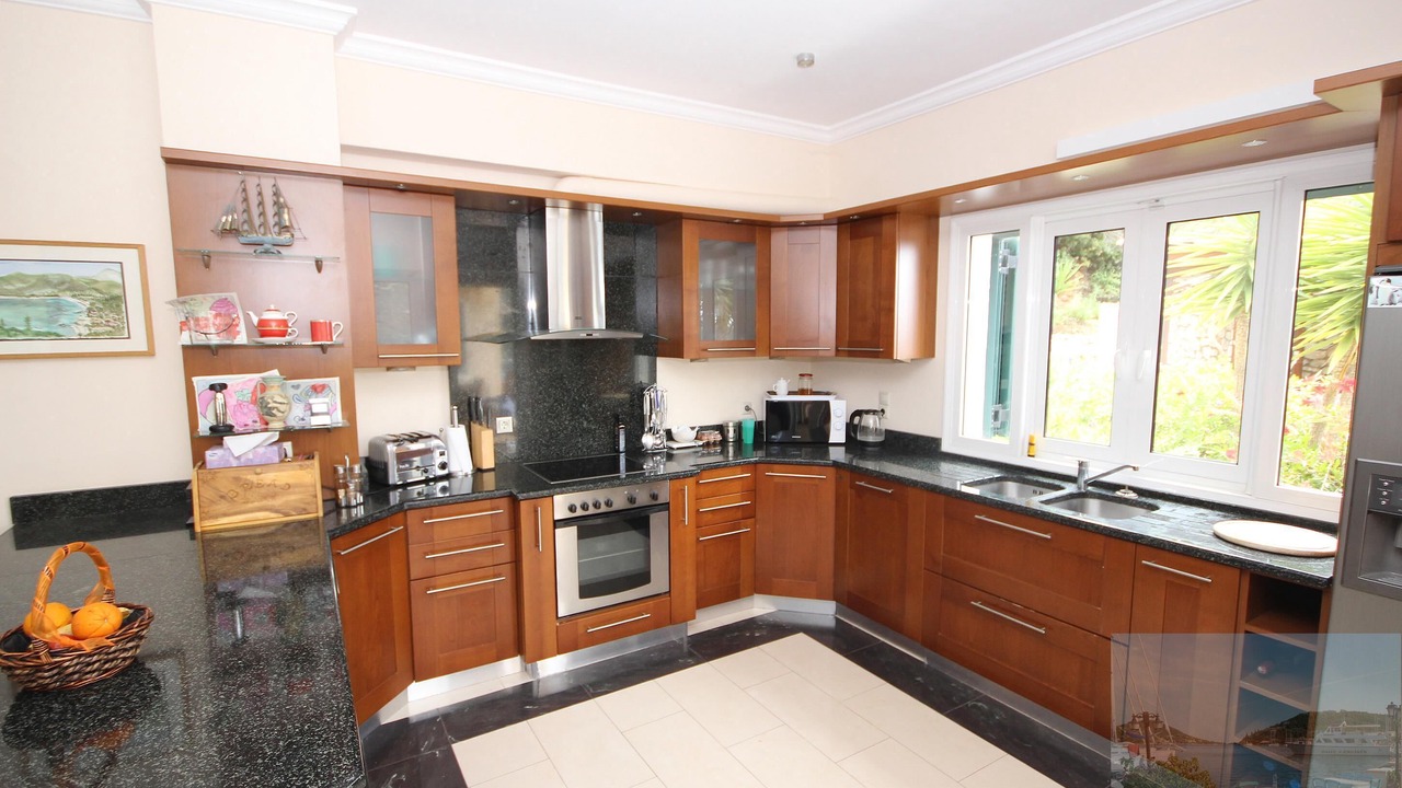 Photo of Kitchen in Mikros Gialos