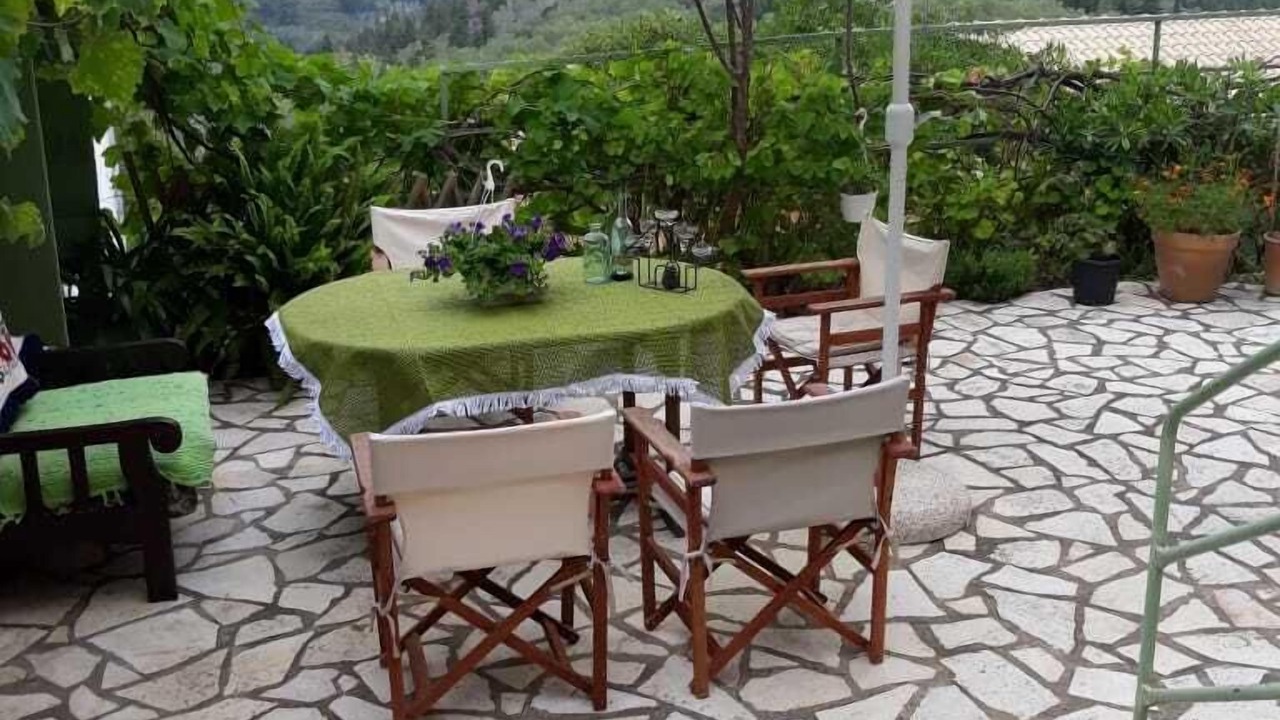 Photo of Outdoor in Longos