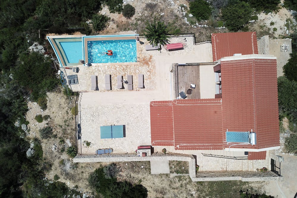 Photo of Outdoor in Kateleios