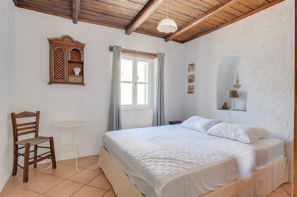 Photo of Bedroom in Katouna