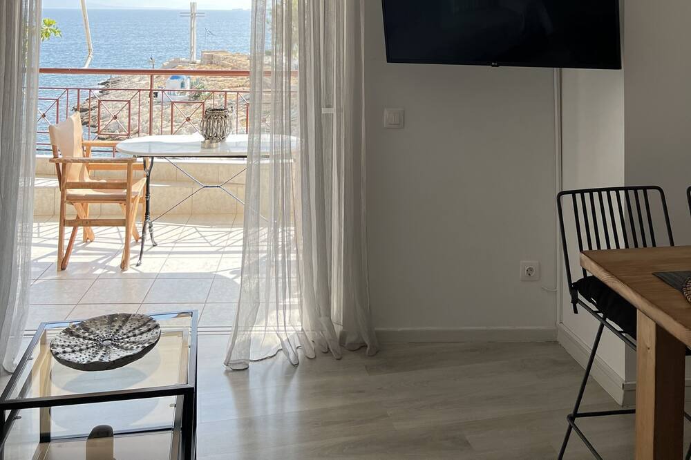 Photo of Livingroom in Peiraiki