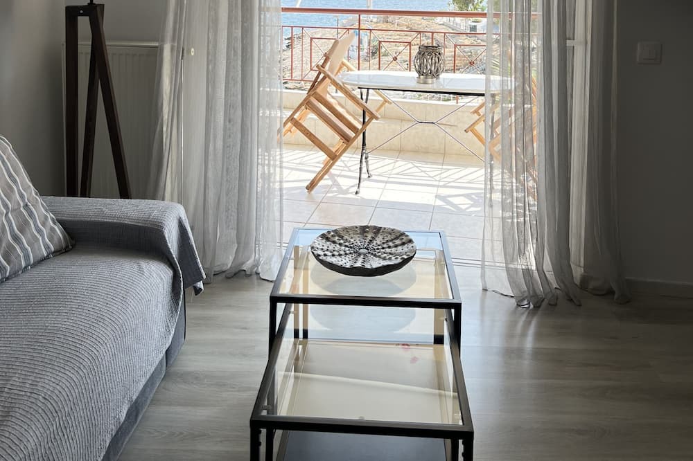 Photo of Livingroom in Peiraiki