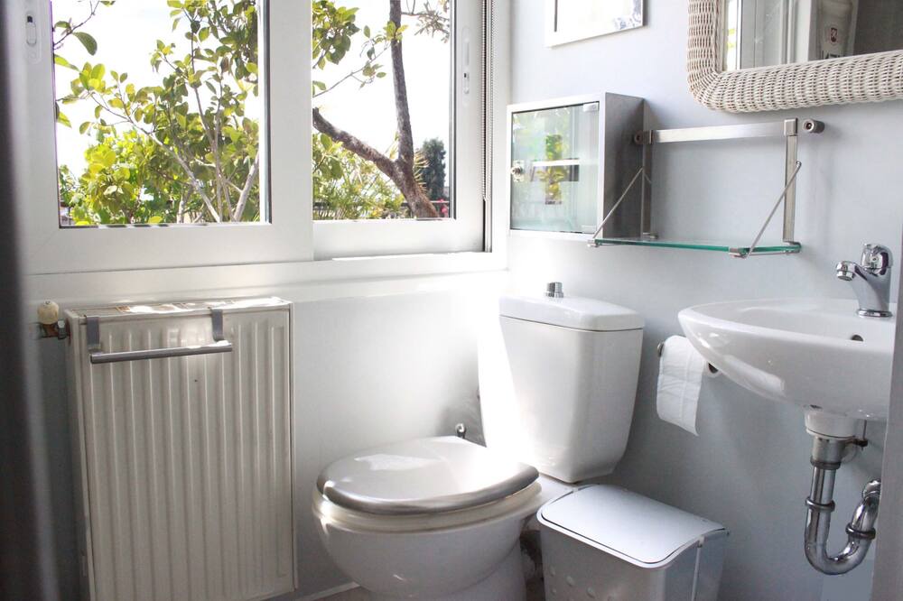 Photo of Bathroom in Monastiraki