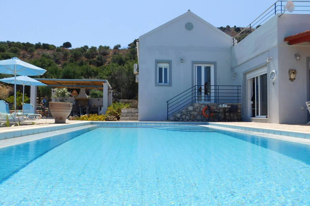 Photo of Outdoor in Drapanos