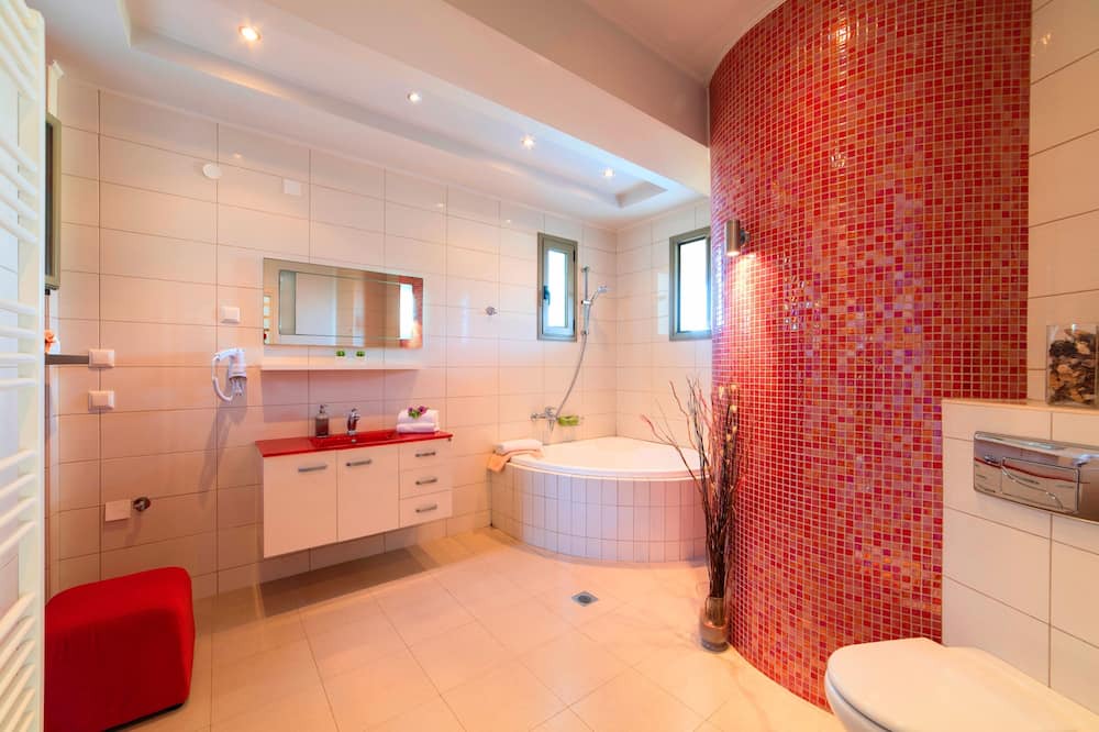 Photo of Bathroom in Skoutelonas