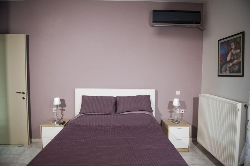 Photo of Bedroom in Koropi