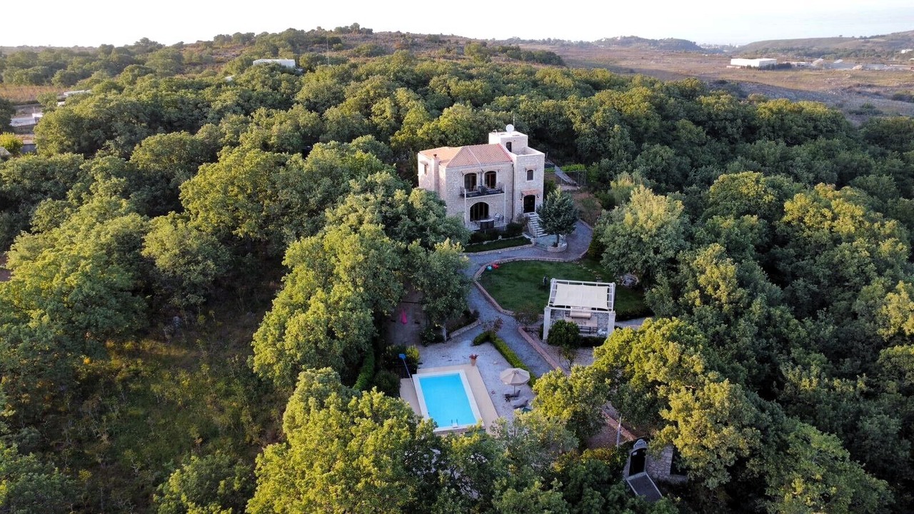 Photo of Outdoor in Armenoi