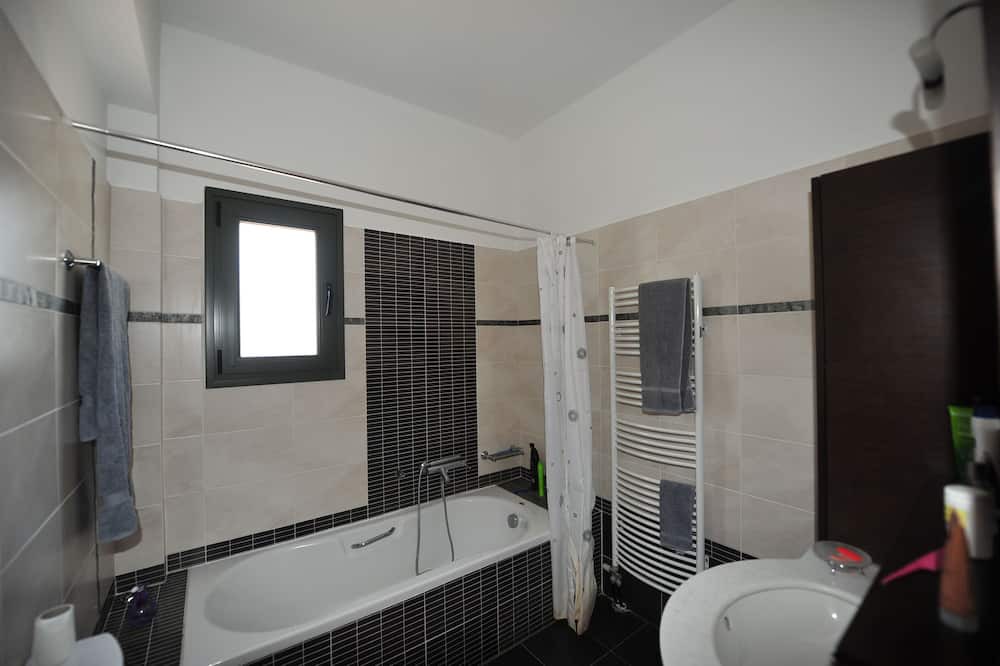 Photo of Bathroom in Melissopetra