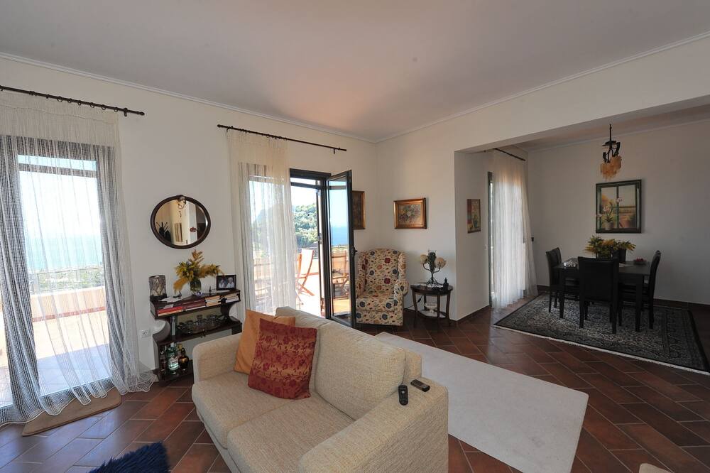 Photo of Bedroom in Melissopetra