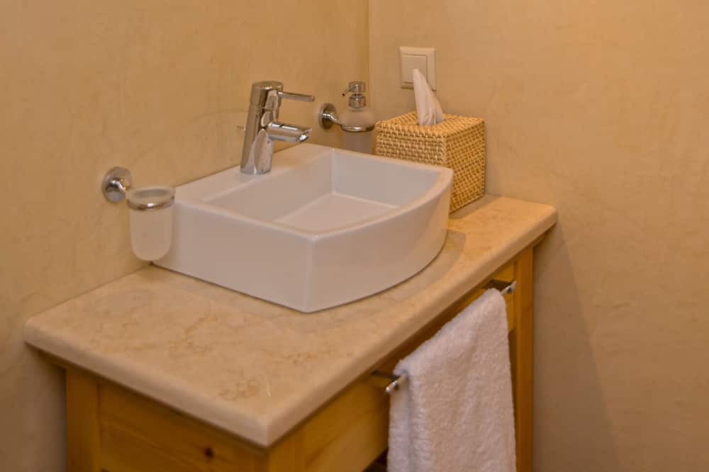 Photo of Bathroom in Finikas