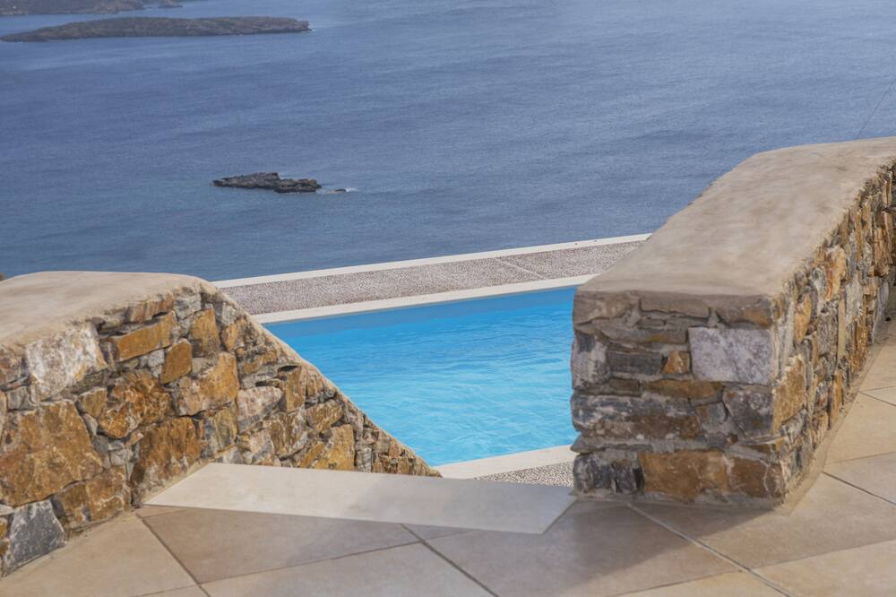 Photo of Outdoor in Finikas