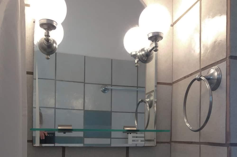 Photo of Bathroom in Kipri