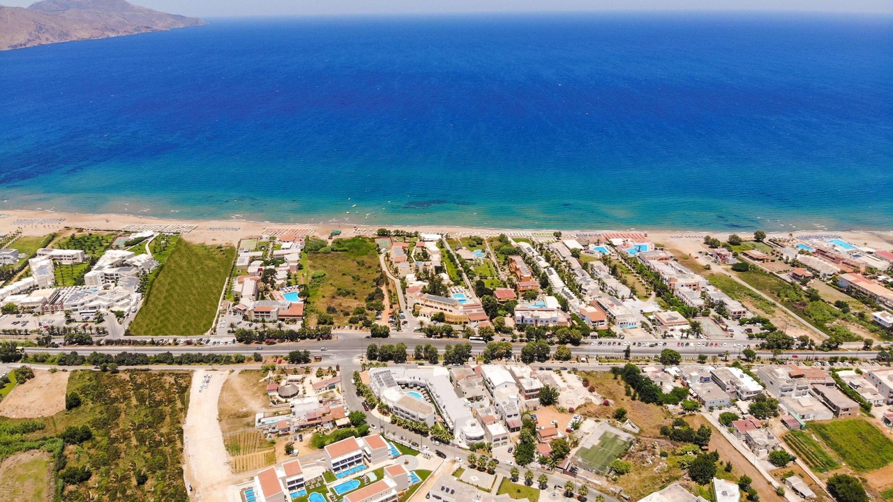 Photo of Others in Paralia Kourna