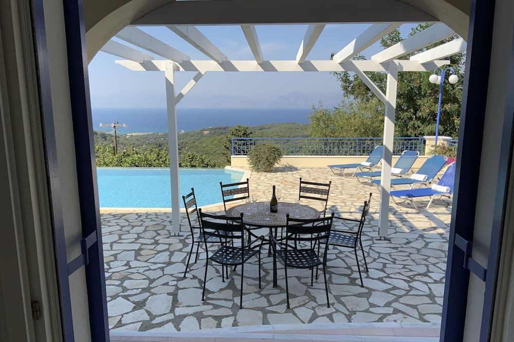 Photo of Patio Balcony in Agios Ilias