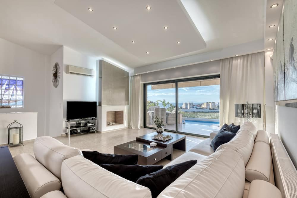 Photo of Livingroom in Palaia Fokaia