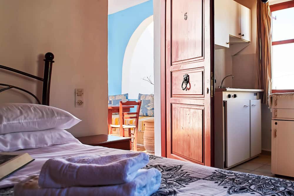 Photo of Bedroom in Argyroupoli
