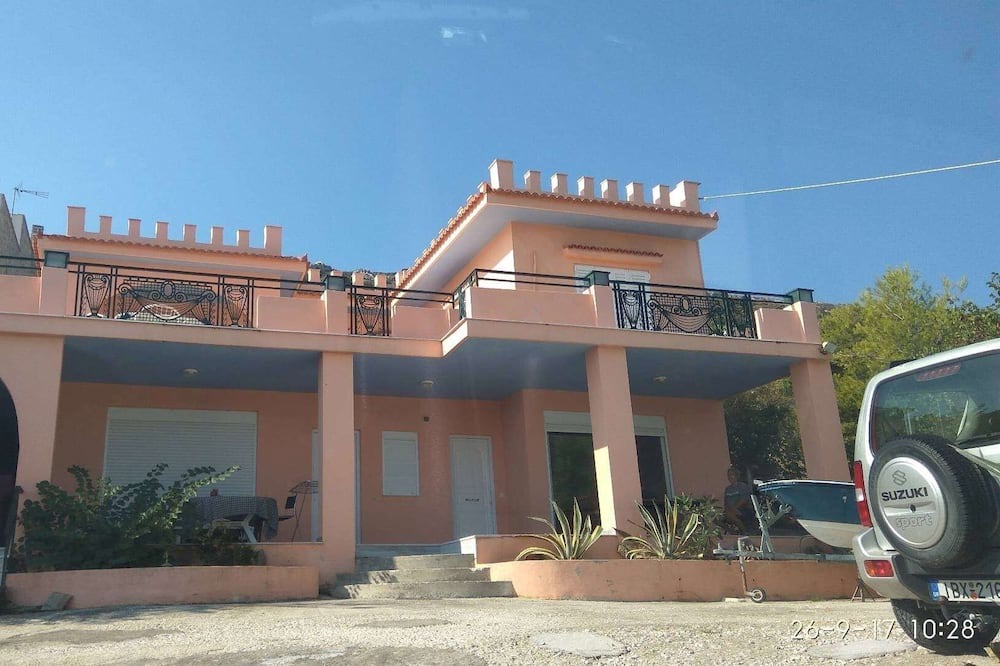 Photo of Outdoor in Markopoulo Mesogaias